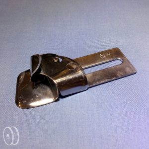 A32M 1