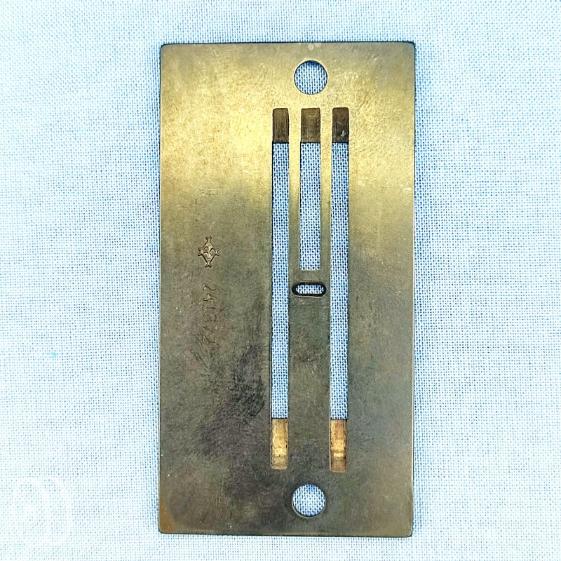 241372-S (3)